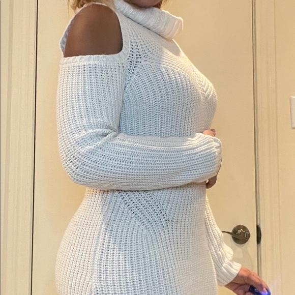 CUTE DRESS - Picture 3 of 3